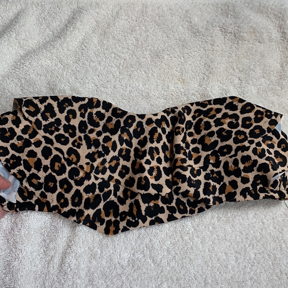 Bikini Tops - Picture 5 of 6